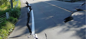 De Chūetsu-aardbeving in Japan had een sterkte van 6.8 op de schaal van Richter. Bron: Wikimedia Commons