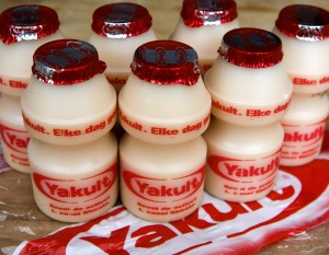Yakult zou best willen vermelden dat hun drankje gezond is, maar dat werd verboden door de Europese voedselveiligheidscommissie EFSA. Afbeelding: ANP