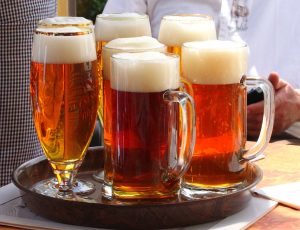 Gistevolutie heeft ervoor gezorgd dat wij een grote verscheidenheid aan biertjes kunnen kiezen. Beeld: Benreis