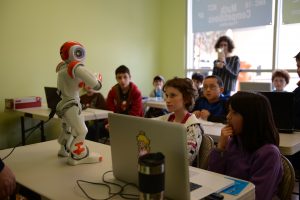 De NAO robot wordt nu al gebruikt op scholen. Foto: Stephen Chin