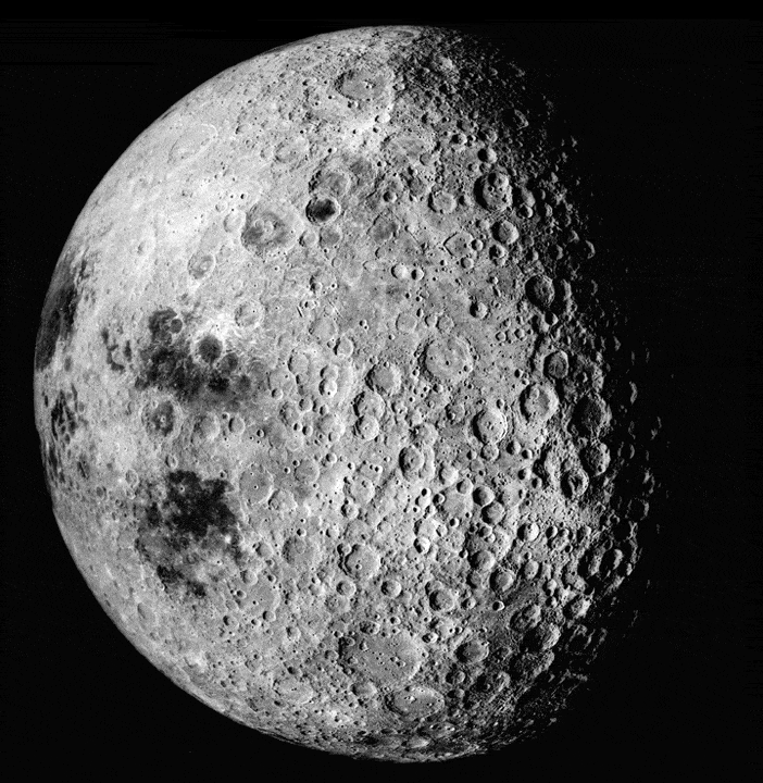 achterkant maan apollo 16