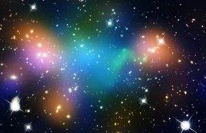Een samengestelde afbeelding van sterrenstelsels, gas en donkere materie. Bron: Nasa