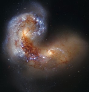 Botsende clusters zorgen voor een kortstondige babyboom in voorheen inactieve sterrenstelsels. Beeld: Nasa